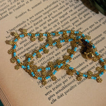 Load image into Gallery viewer, Turquoise Flower Necklace
