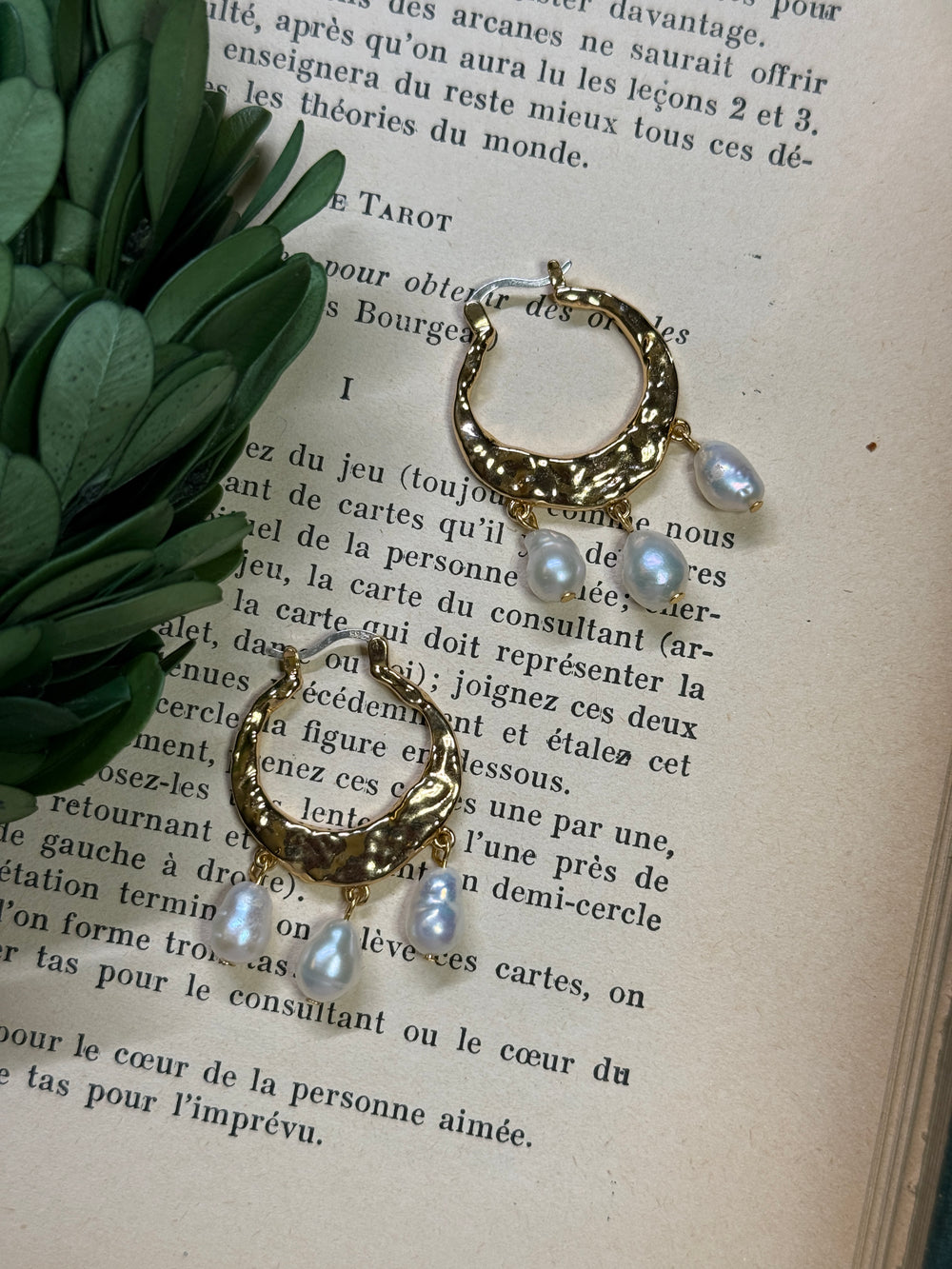 Baroque Pearls and Gold Hoop Earring