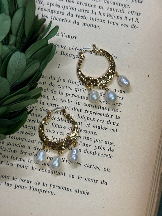 Baroque Pearls and Gold Hoop Earring