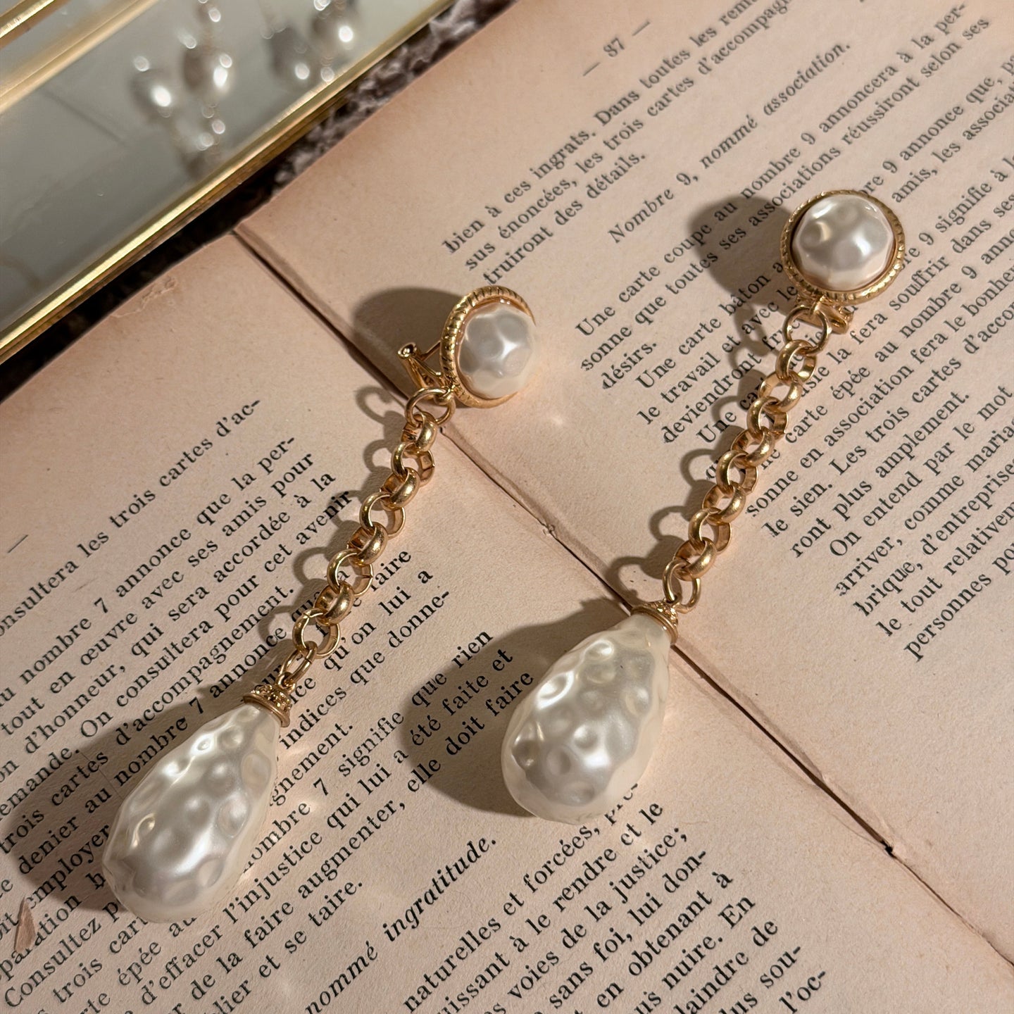 Long Chain Faux Pearl Long Earring
