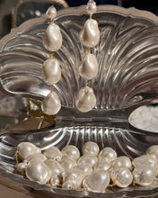 Load image into Gallery viewer, Faux Baroque Pearl Long Earring
