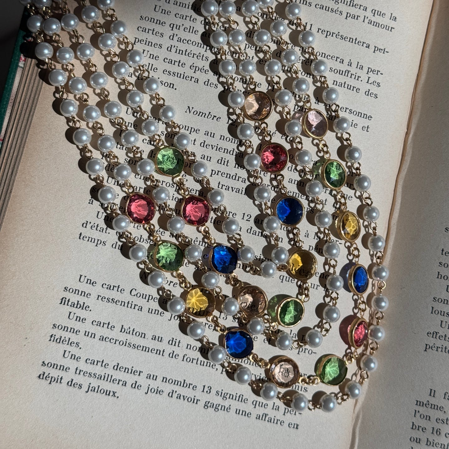 Vintage Style Multiple Gems Necklace
