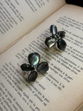 Mother of Pearl Flower Ring