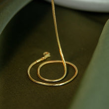 Load image into Gallery viewer, Thin Necklace

