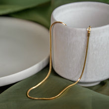 Load image into Gallery viewer, Thin Necklace
