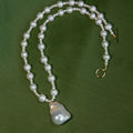 Baroque Pearl Pendent Necklace