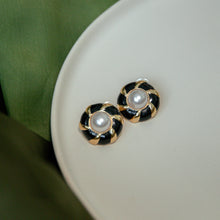 Load image into Gallery viewer, Twisty Enamel Earring
