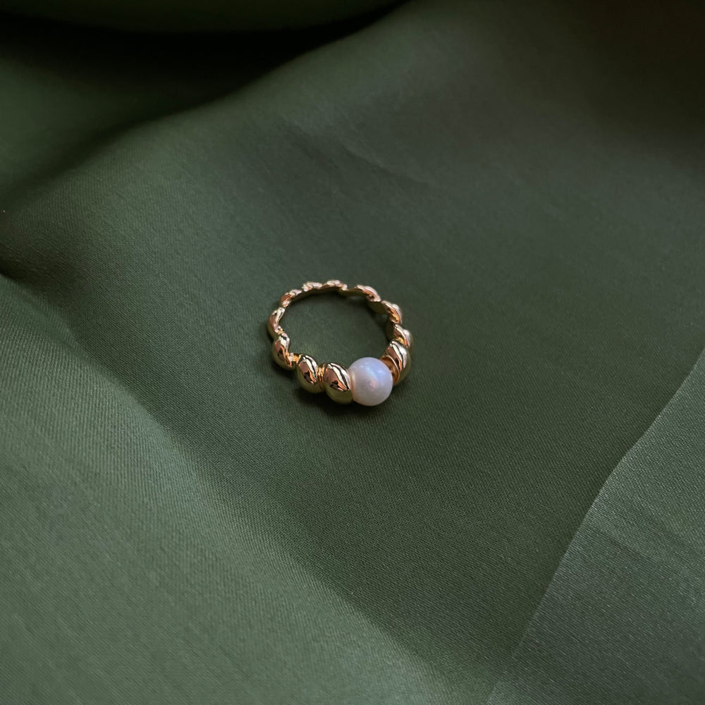 Twisted Pearl Ring
